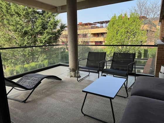 Foto 1 de Alquiler de piso en Encinar de los Reyes de 2 habitaciones con terraza y piscina