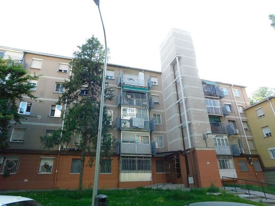 Foto 1 de Venta de piso en Zofio de 3 habitaciones con terraza y balcón