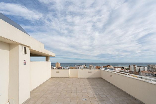 Foto 1 de Dúplex en venda a Piles de 3 habitacions amb terrassa i piscina