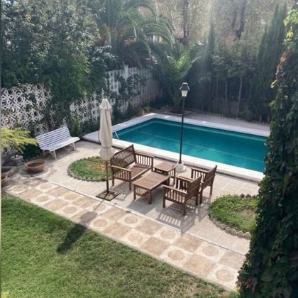 Foto 1 de Xalet en venda a Puerta de Murcia - Colegios de 6 habitacions amb terrassa i piscina