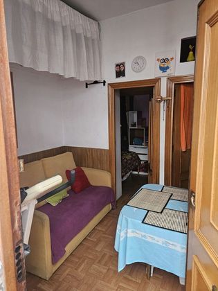Foto 2 de Piso en venta en Cuatro Caminos de 2 habitaciones con calefacción y ascensor