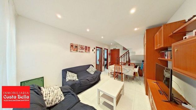Foto 2 de Piso en venta en calle Arenal de 2 habitaciones con terraza y garaje