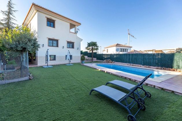 Foto 1 de Venta de casa en paseo Del Agua de 4 habitaciones con terraza y piscina