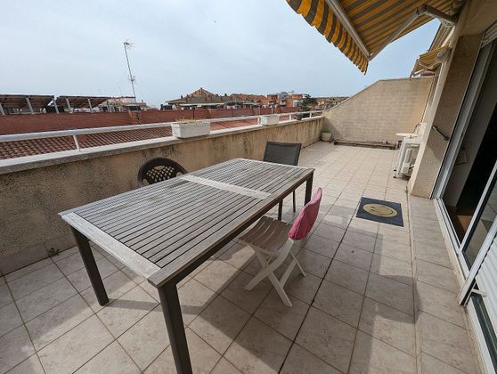 Foto 2 de Àtic en venda a Vilassar de Mar de 2 habitacions amb terrassa i piscina