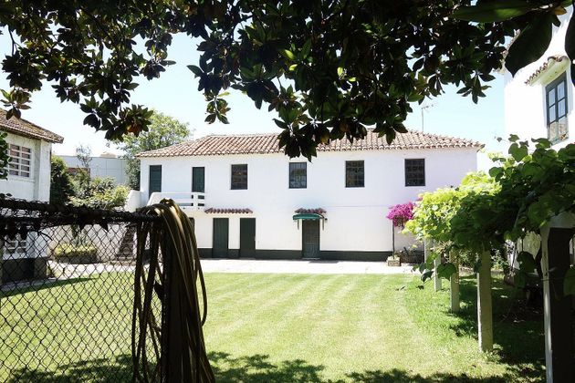 Foto 1 de Xalet en venda a calle Golfiño de 5 habitacions amb terrassa i jardí