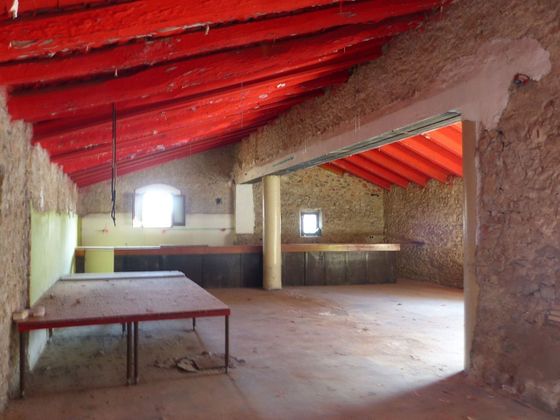 Foto 2 de Casa rural en venda a Escala, L´ de 10 habitacions amb terrassa i garatge