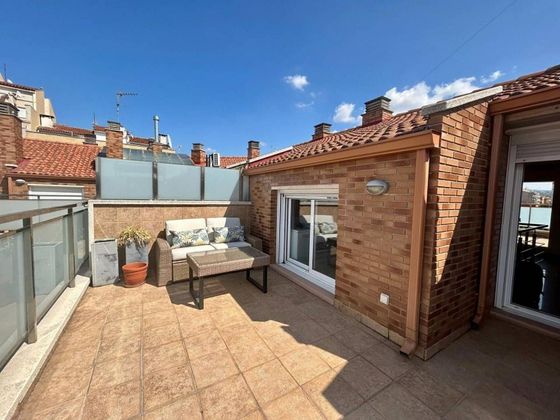Foto 1 de Dúplex en venda a Plaça Catalunya de 5 habitacions amb terrassa i garatge