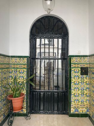 Foto 1 de Casa en venda a El Plantinar - Felipe II - Tiro de Línea de 4 habitacions amb terrassa i balcó