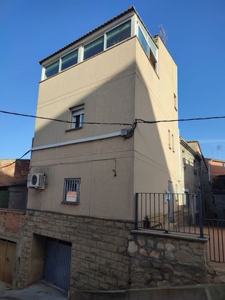 Foto 2 de Casa en venta en calle Raval de Pinell de 2 habitaciones con terraza y aire acondicionado