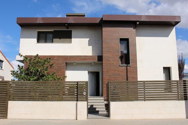 Foto 1 de Xalet en venda a La Montaña - El Cortijo de 6 habitacions amb terrassa i piscina