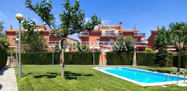 Foto 1 de Casa en venda a Benavent de Segrià de 4 habitacions amb terrassa i piscina