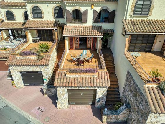 Foto 1 de Casa en venta en Sant Pol - Volta de l'Ametller de 4 habitaciones con terraza y piscina