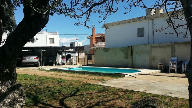 Foto 2 de Chalet en venta en Barenys de 6 habitaciones con terraza y piscina