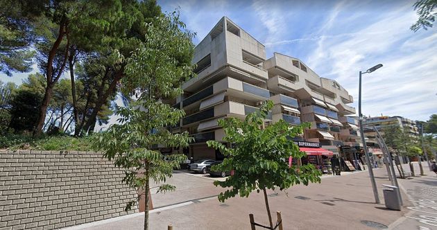 Foto 2 de Venta de ático en calle De Carles Buïgas de 2 habitaciones con terraza y piscina