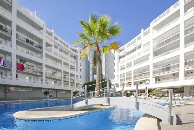 Foto 1 de Àtic en venda a plaza Europa de 2 habitacions amb terrassa i piscina