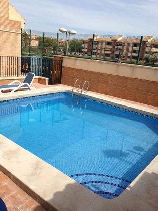 Foto 2 de Dúplex en venta en Beniaján de 3 habitaciones con terraza y piscina
