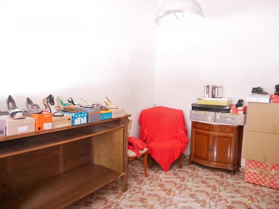 Foto 2 de Chalet en venta en Petrer de 3 habitaciones con terraza