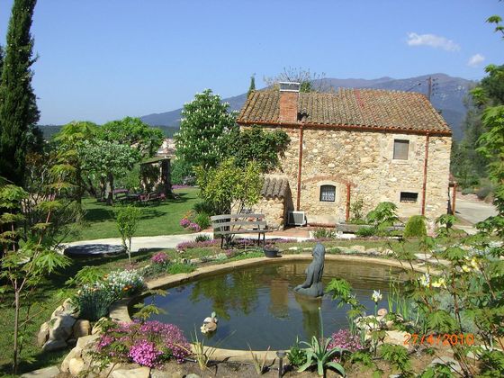 Foto 1 de Casa en venda a Sant Feliu de Buixalleu de 6 habitacions amb terrassa i piscina