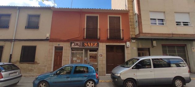 Foto 1 de Venta de chalet en Almansa de 3 habitaciones con terraza