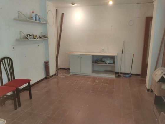 Foto 2 de Venta de piso en Almansa de 2 habitaciones y 103 m²