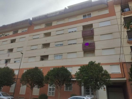 Foto 1 de Pis en venda a Almansa de 3 habitacions amb garatge i balcó