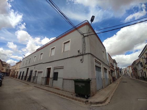 Foto 2 de Xalet en venda a Montealegre del Castillo de 1 habitació i 437 m²