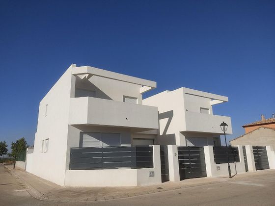 Foto 2 de Xalet en venda a Alpera de 4 habitacions amb terrassa i garatge