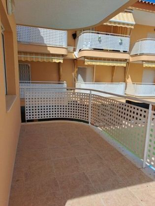 Foto 2 de Pis en venda a avenida Papa Luna E de 2 habitacions amb terrassa i piscina