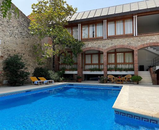 Foto 1 de Venta de casa en Sant Pere Pescador de 5 habitaciones con piscina y garaje