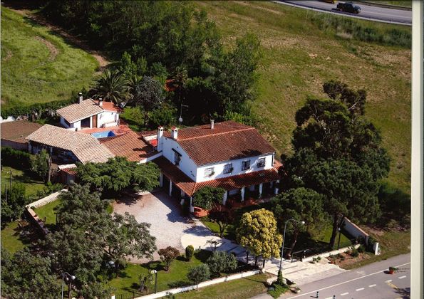 Foto 2 de Casa en venda a Santa Llogaia d´Àlguema de 7 habitacions amb terrassa i piscina