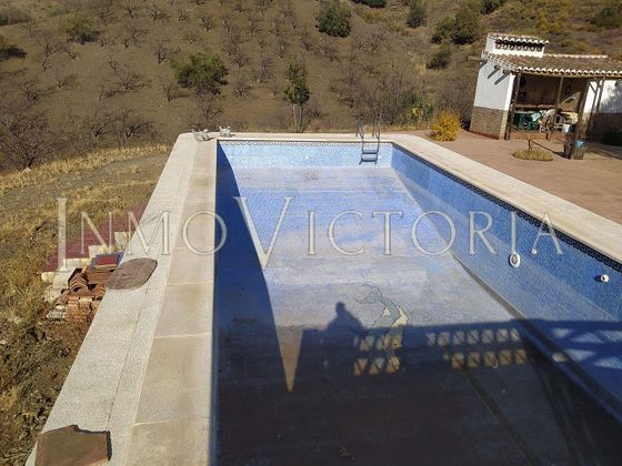 Foto 2 de Casa rural en venda a Árchez de 3 habitacions amb piscina i jardí