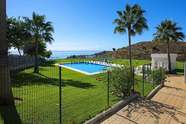 Foto 1 de Piso en venta en La Cala del Moral de 2 habitaciones con terraza y piscina