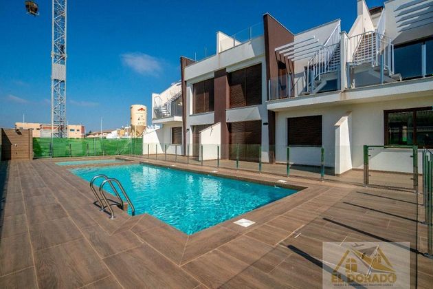 Foto 1 de Pis en venda a Los Peñascos-El Salero-Los Imbernones de 2 habitacions amb terrassa i piscina