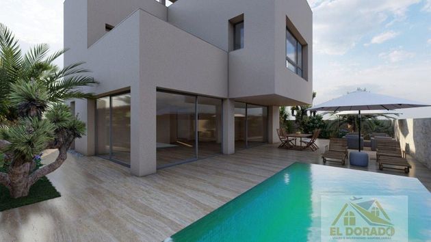 Foto 1 de Casa en venda a El Mojón de 4 habitacions amb piscina i garatge