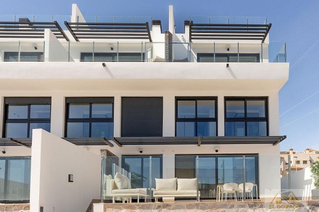 Foto 1 de Dúplex en venda a Urbanizaciones de 3 habitacions amb terrassa i piscina