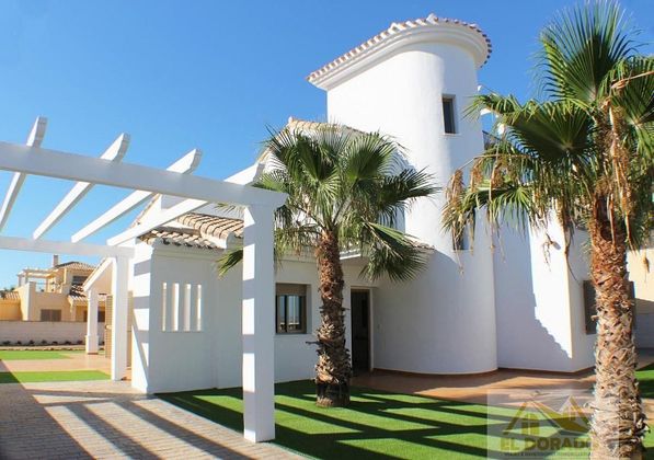 Foto 2 de Casa en venda a Playa del Esparto-Veneziola de 3 habitacions amb terrassa i piscina