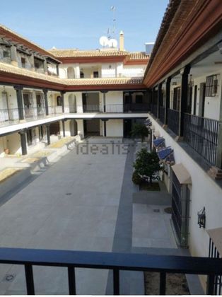 Foto 2 de Dúplex en venta en calle Centro la Zubia de 2 habitaciones con terraza y garaje