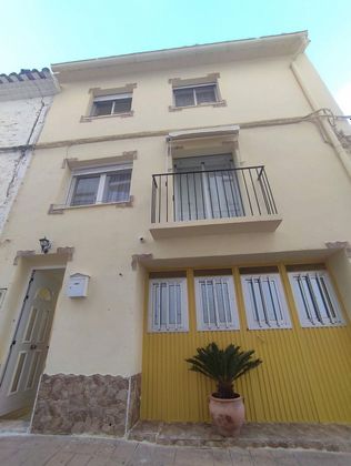 Foto 2 de Casa en venta en calle Santa Teresa de 3 habitaciones con terraza y balcón
