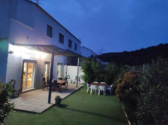 Foto 1 de Casa adossada en lloguer a San Nicolás del Puerto de 3 habitacions amb terrassa i jardí
