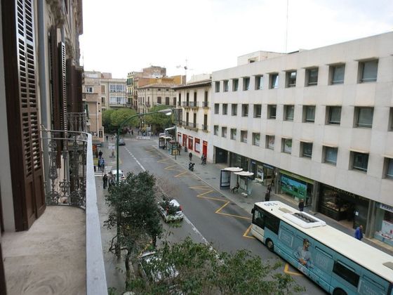 Foto 2 de Pis en venda a calle Del Sindicat de 7 habitacions amb aire acondicionat i ascensor