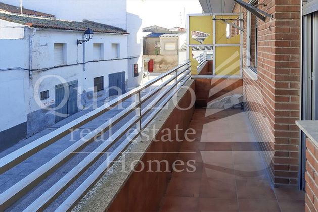 Foto 2 de Venta de piso en Casar de Cáceres de 4 habitaciones con terraza