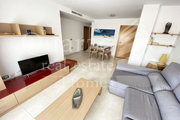 Foto 2 de Pis en venda a Oliva Nova de 4 habitacions amb terrassa i piscina