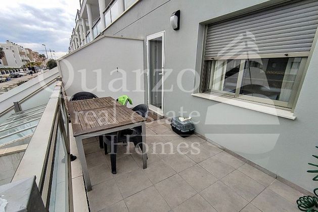 Foto 2 de Venta de dúplex en Oliva Nova de 2 habitaciones con terraza y piscina