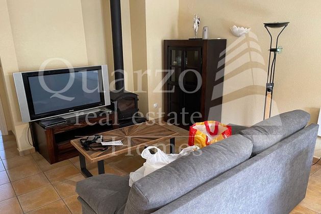 Foto 2 de Casa en venda a Oliva Nova de 2 habitacions amb terrassa i piscina
