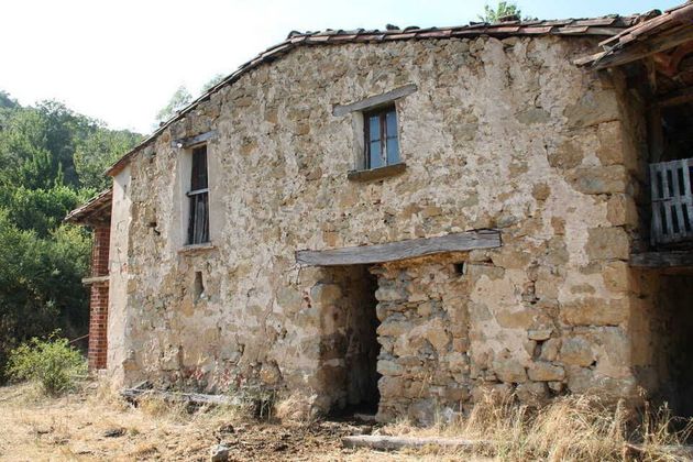 Foto 1 de Casa rural en venda a Sant Feliu de Pallerols de 3 habitacions amb terrassa