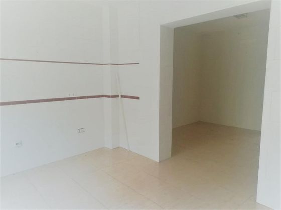 Foto 2 de Venta de piso en Coria del Río de 2 habitaciones y 74 m²