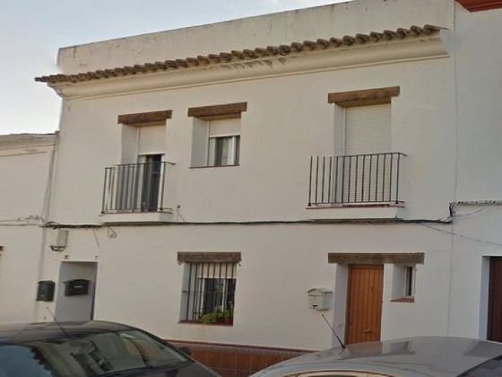 Foto 1 de Piso en venta en Almonte de 3 habitaciones con terraza y balcón