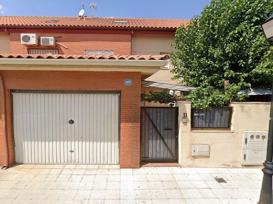Foto 1 de Casa en venda a Seseña Nuevo de 3 habitacions amb garatge i jardí