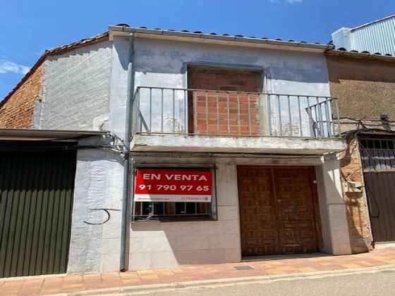 Foto 1 de Casa en venta en Santisteban del Puerto de 3 habitaciones y 180 m²