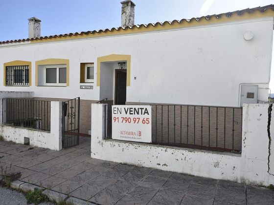 Foto 2 de Casa en venda a Cortes de la Frontera de 3 habitacions amb terrassa